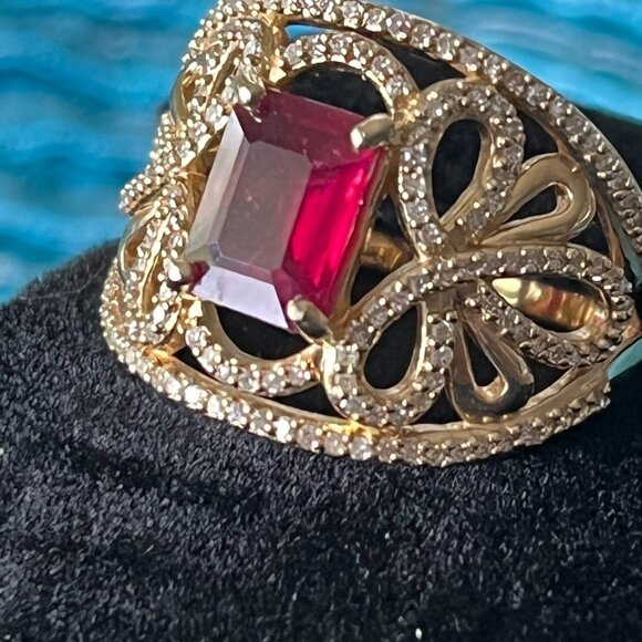 14K Yellow Gold with Ruby & Diamonds Ring - Size 7 - Picture 1 of 6